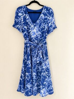 Talbots Blue White Floral Toile Midi Dress Puff Sleeve Belted Size 8